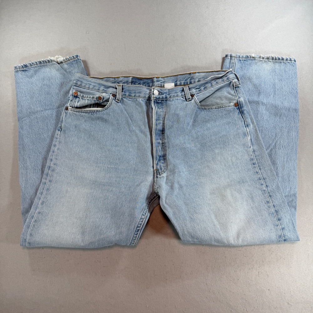 Vintage Levi's 501 Original Fit Jeans Light Wash Made in Mexico 40x32 00501-0134